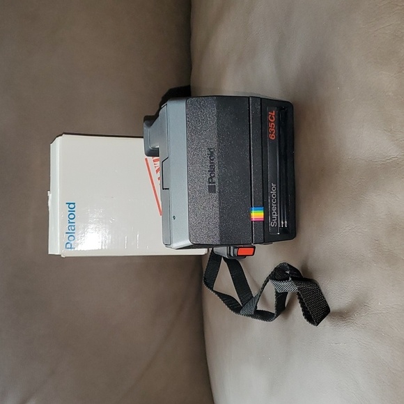 Polaroid Instant Camera Supercolor 635CL with Box (Untested)